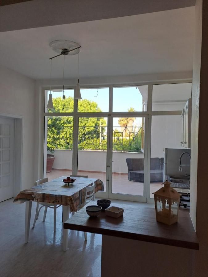La Casa Del Sole Apartment Sava Bagian luar foto